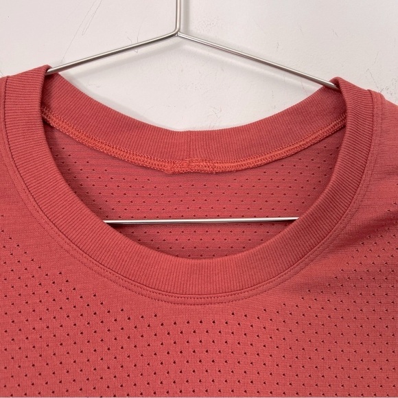 Lululemon Breeze By Short Sleeve Spell Out Vent Athletic Tee Rustic Coral 6 - Picture 4 of 11
